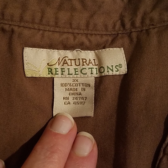 Natural Reflections 3X Button Up Brown Top - Picture 3 of 4